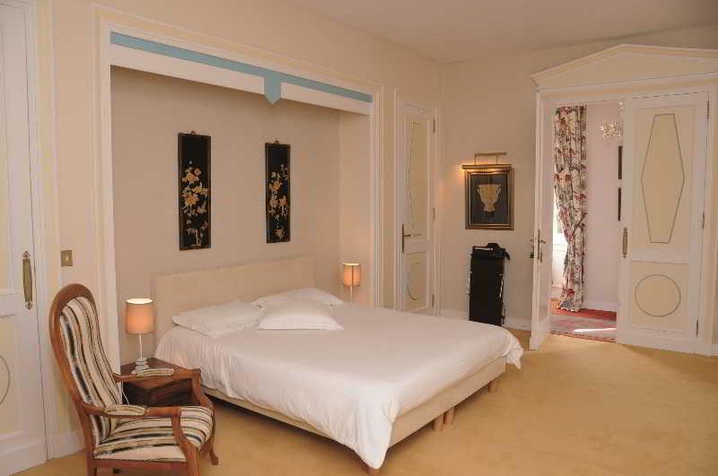 Logis Hotels Domaine Du Chatelard Dirac Kültér fotó