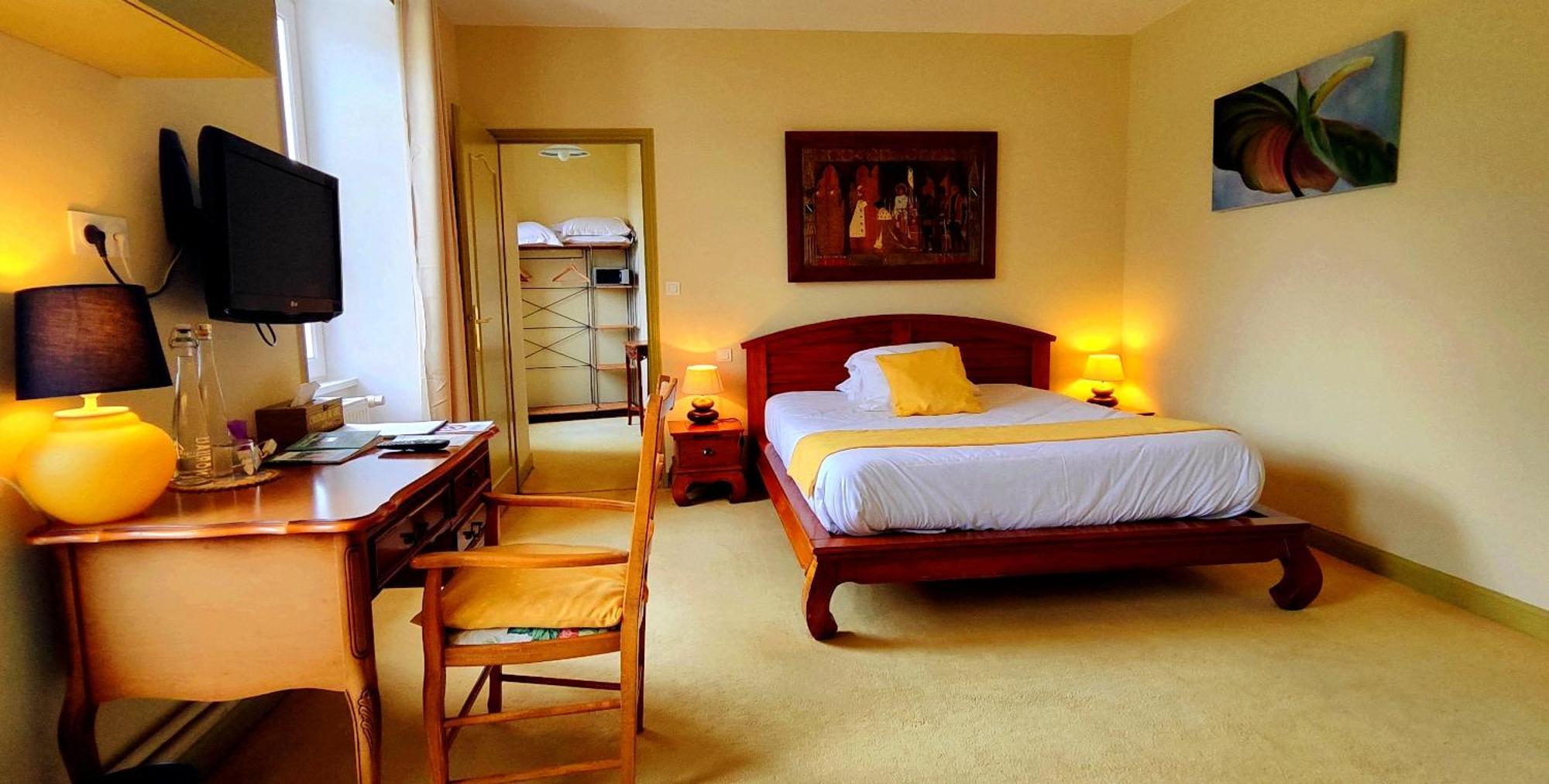 Logis Hotels Domaine Du Chatelard Dirac Kültér fotó