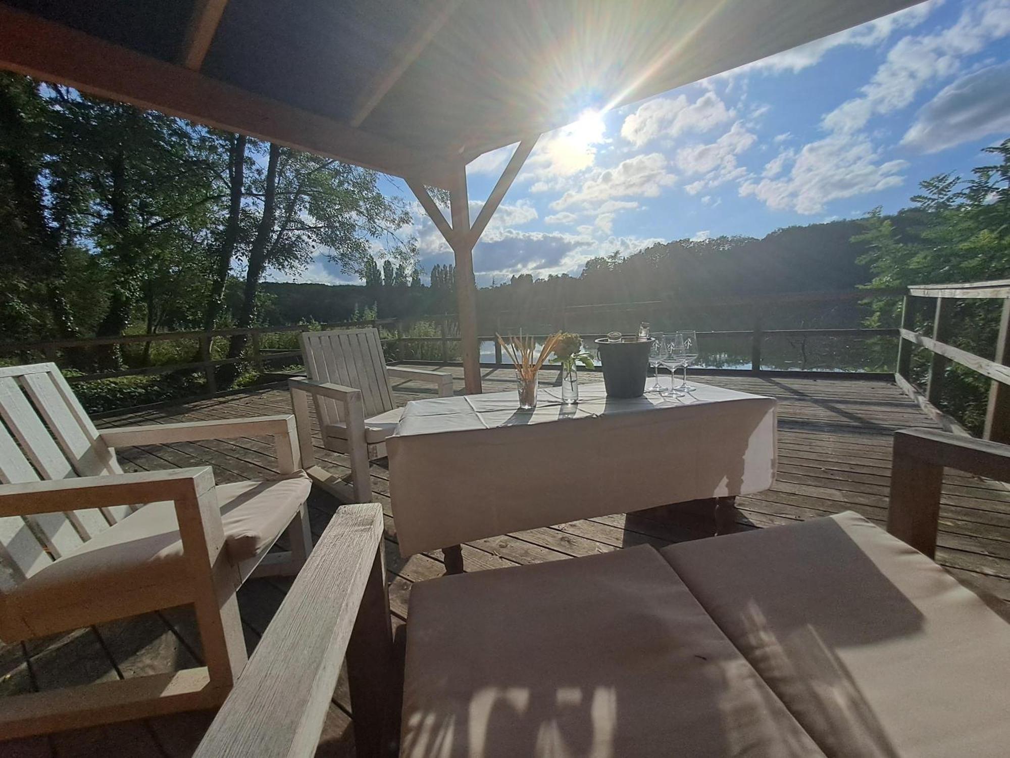 Logis Hotels Domaine Du Chatelard Dirac Kültér fotó