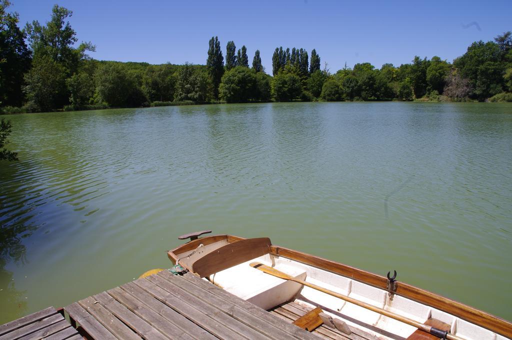 Logis Hotels Domaine Du Chatelard Dirac Kültér fotó
