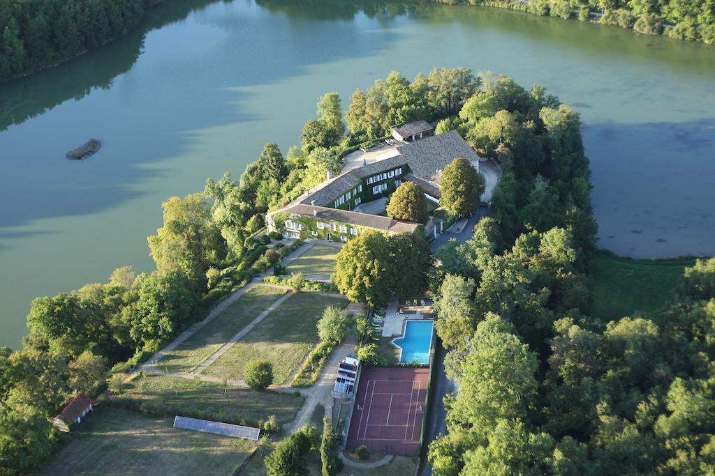 Logis Hotels Domaine Du Chatelard Dirac Kültér fotó